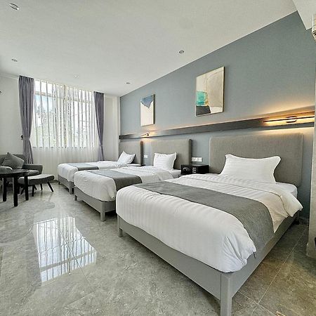 Bohol Panglao Begonia Resort Bagian luar foto