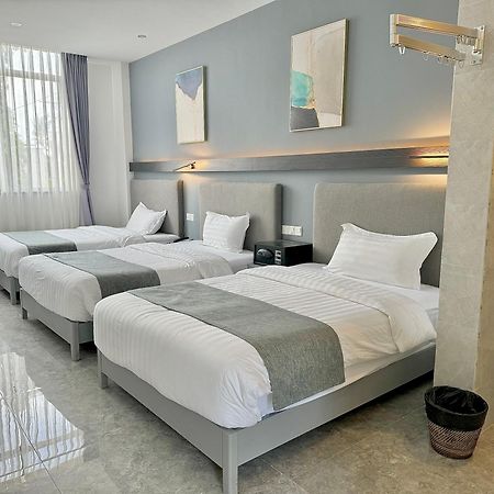 Bohol Panglao Begonia Resort Bagian luar foto