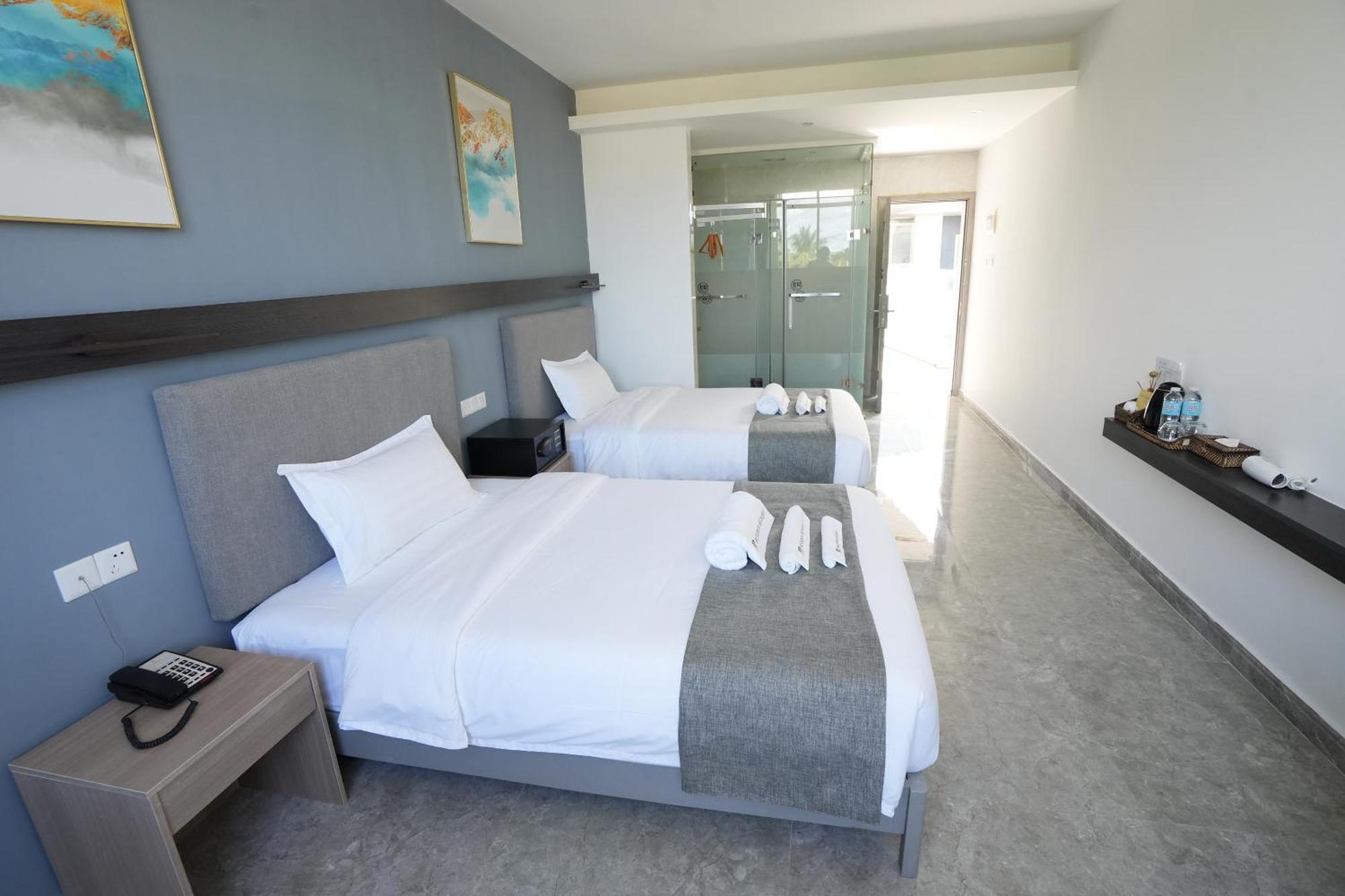 Bohol Panglao Begonia Resort Bagian luar foto